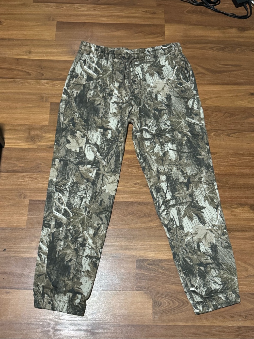Hollister Men's Camouflage Joggers - Brown & Green